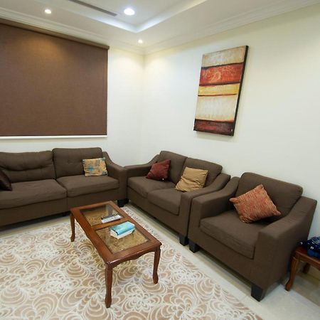 Waha Al Mudaif Serviced Apartments 塔布克 外观 照片